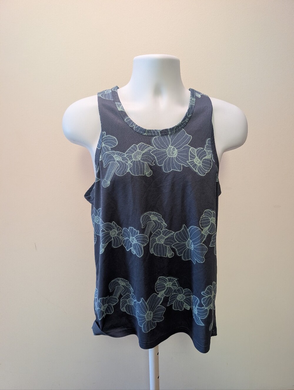 Ari South Blue Floral Hawaiian Scoop Tank